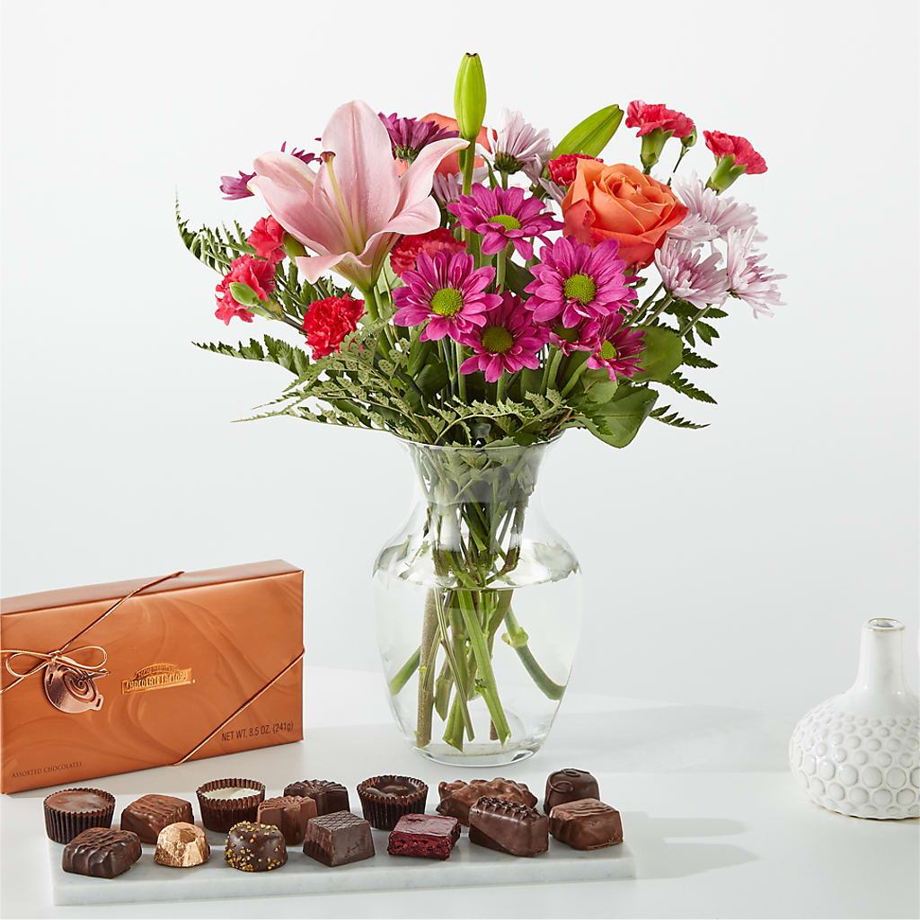 Light of My Life Bouquet and Chocolate Bundle – Hawes Florist Llc, Maynard MA