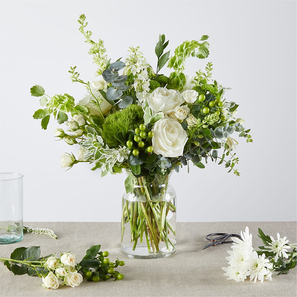 Irish Garden - A Florist Original – Hawes Florist Llc, Maynard MA