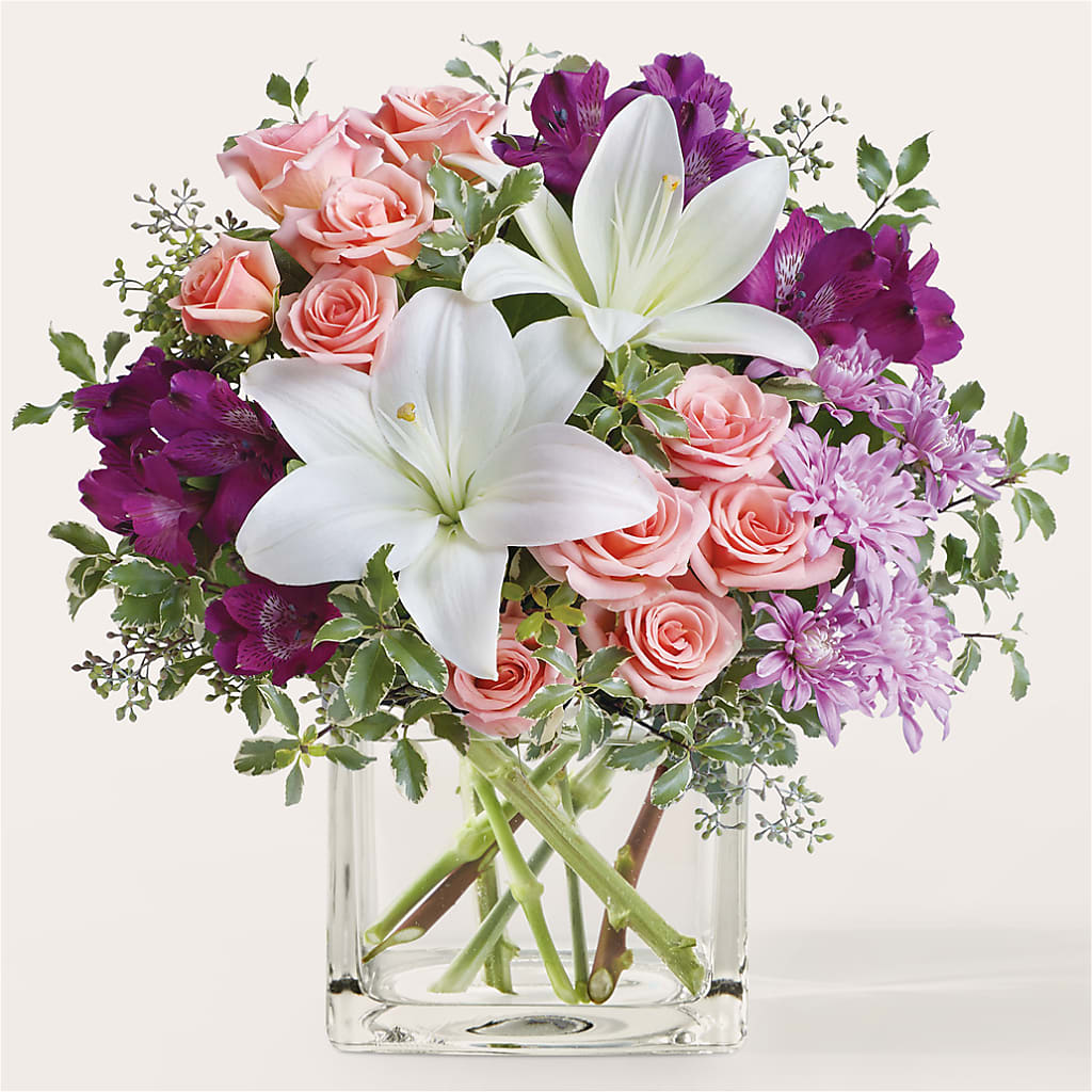 Mani Pedi Bouquet – Hawes Florist Llc, Maynard MA