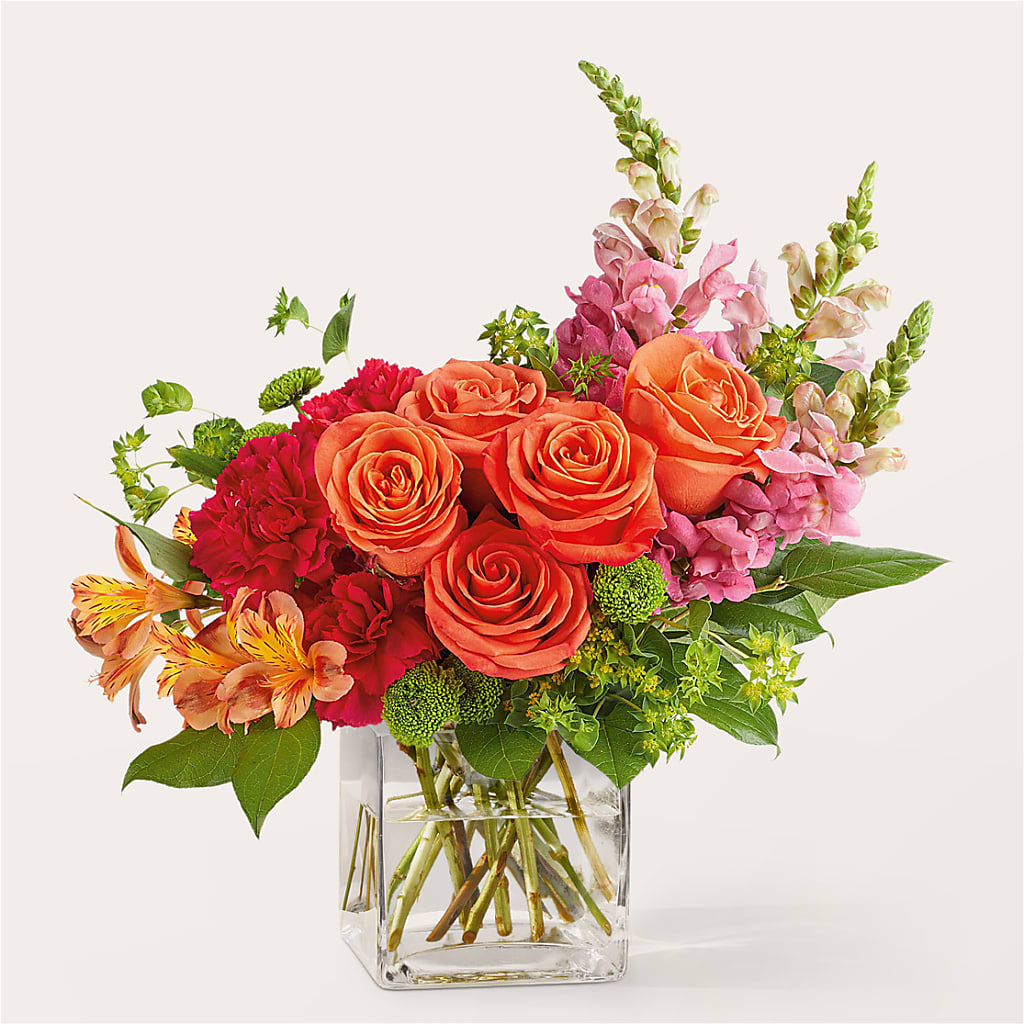 Cosmopolitan Bouquet – Hawes Florist Llc, Maynard MA