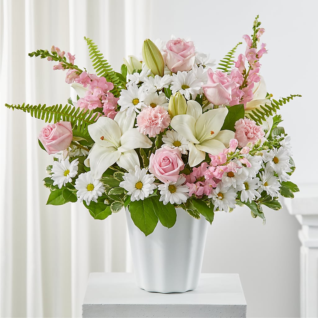 Soft Touch Tabletop Basket – Hawes Florist Llc, Maynard MA