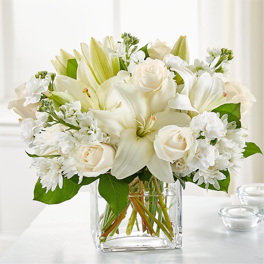 Gentle Breeze Bouquet – Hawes Florist Llc, Maynard MA