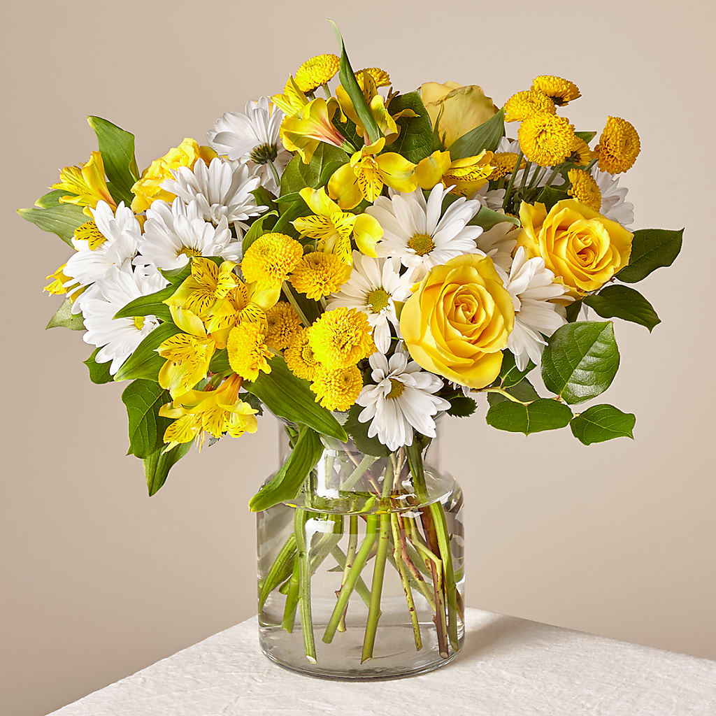 Sunny Sentiments Bouquet – Hawes Florist Llc, Maynard MA