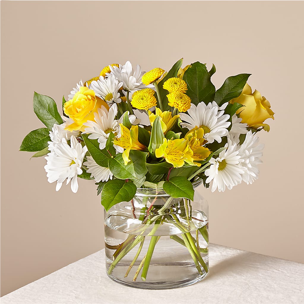 Sunny Sentiments Bouquet – Hawes Florist Llc, Maynard MA