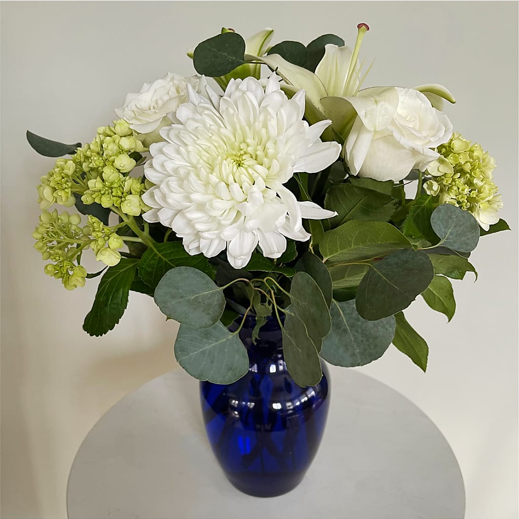 Snowy Dreams Bouquet – Hawes Florist Llc, Maynard MA