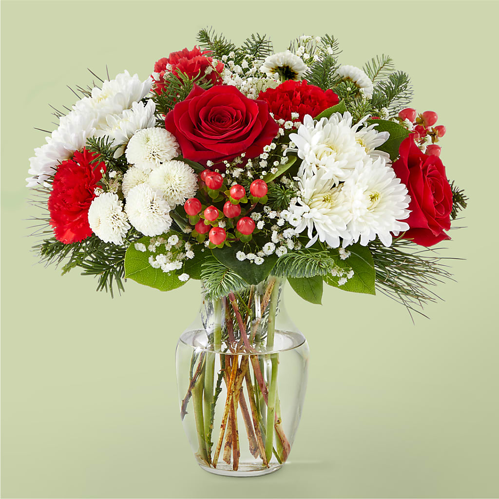 Chance of Flurries Bouquet – Hawes Florist Llc, Maynard MA