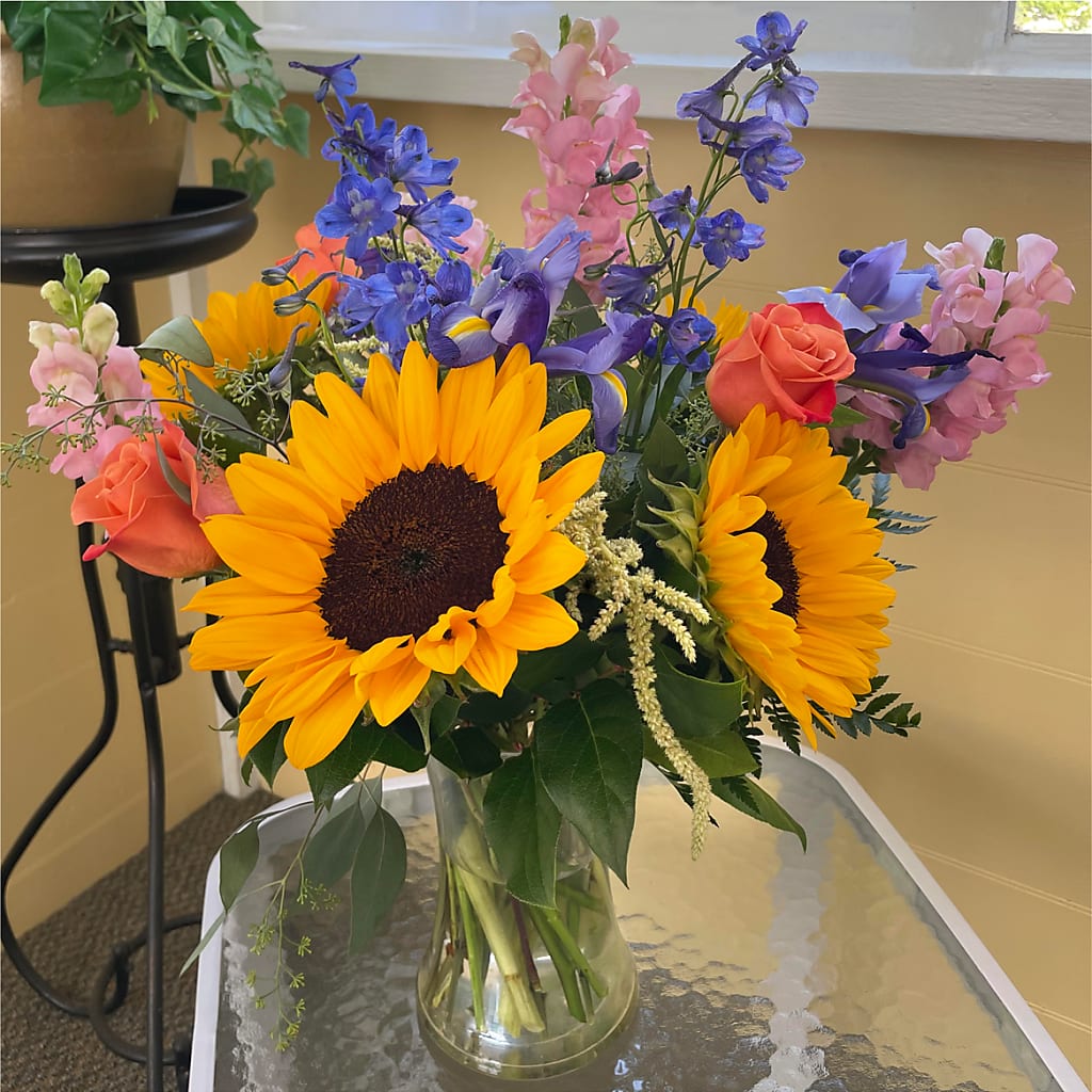 Rays of Life Bouquet –  Hawes Florist Llc, Maynard MA