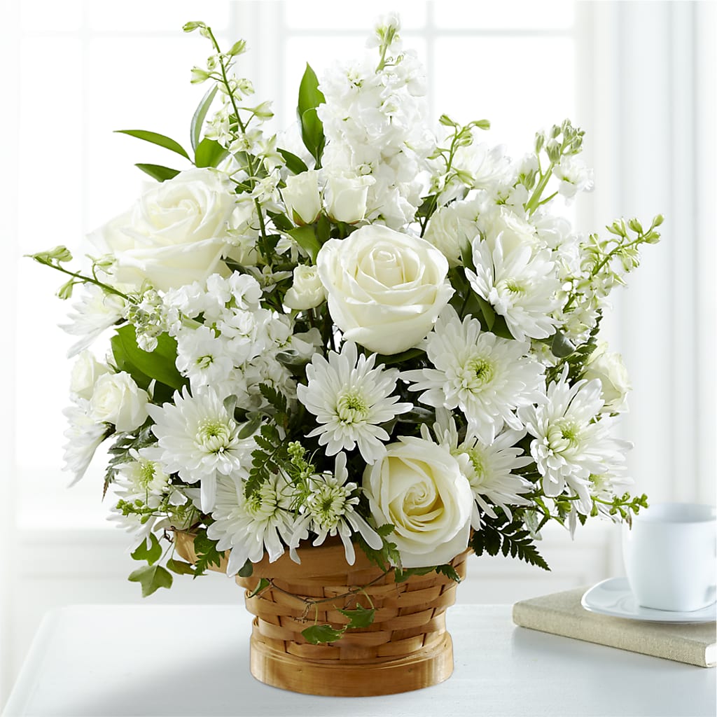 Heartfelt Condolences Arrangement –  Hawes Florist Llc, Maynard MA