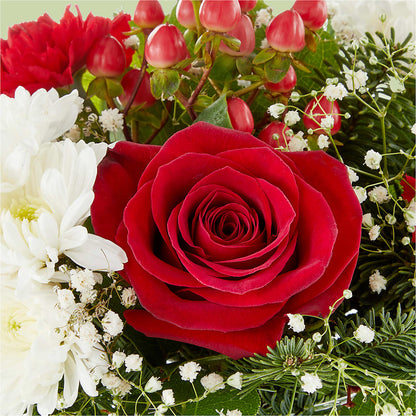 Chance of Flurries Bouquet –  Hawes Florist Llc, Maynard MA