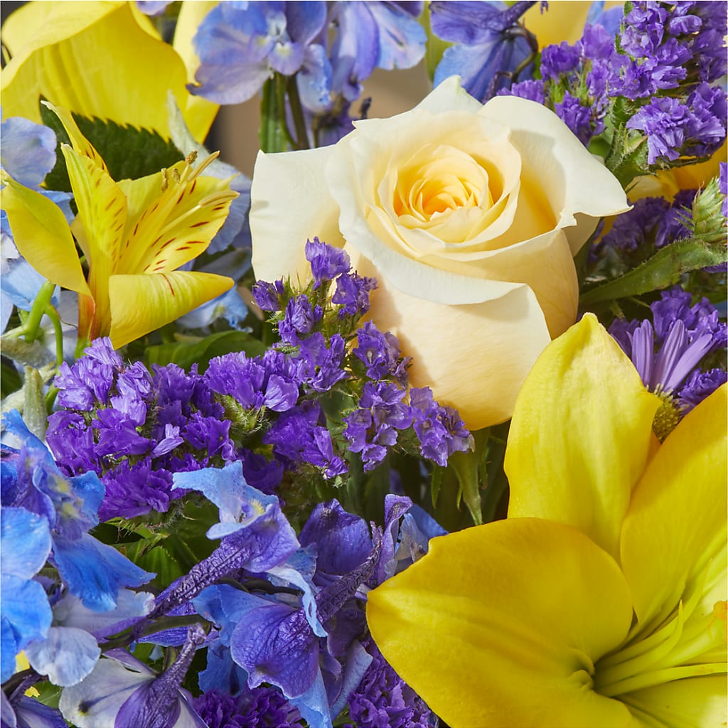 Limoncello Bouquet –  Hawes Florist Llc, Maynard MA