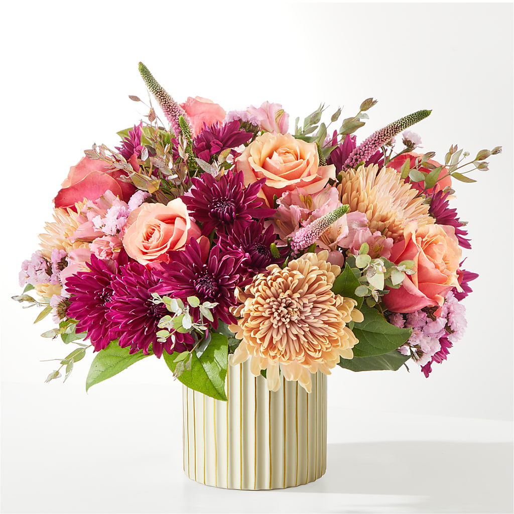 Berry Cobbler Bouquet with Ivory Vase –  Hawes Florist Llc, Maynard MA