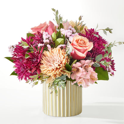 Berry Cobbler Bouquet with Ivory Vase –  Hawes Florist Llc, Maynard MA
